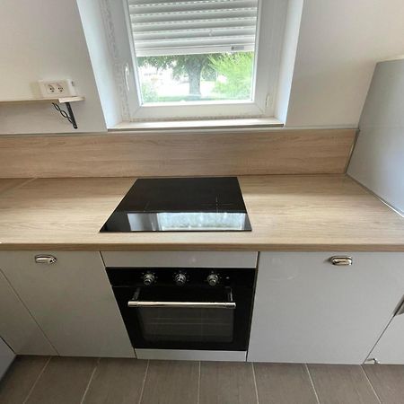 Apparemment T2 En Centre Ville Гурне-ан-Бре Екстериор снимка